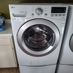 Washer And Gas Dryer 