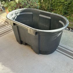 100 Gallon tub