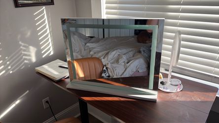 Vanity mirror with lights