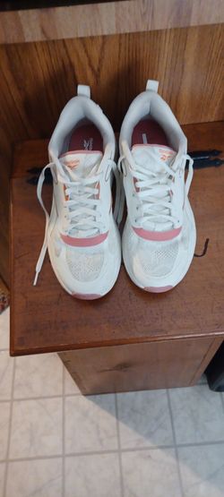 Rebook Athletic shoes