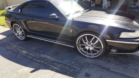 22 inch rims / NOT CAR