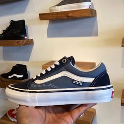 Vans Converse, Adidas, Nike, Wolverine Uggs Reebok Everything Must Go Through Closing 50+70 % Off 