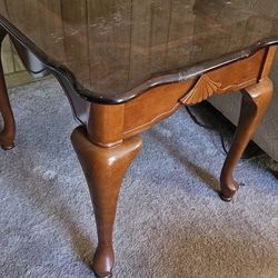 Traditional End Table 