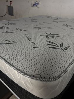 Full Mattress With Boxspring 