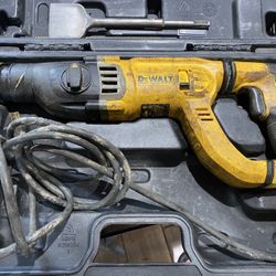 DeWalt D25263k SDS-D Handle Hammer Drill in Case