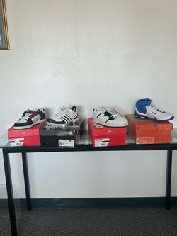 8 assorted shoes