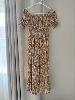 New over the shoulder dress size L