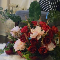 Silk Floral Arrangements. 