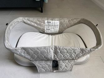 Portable baby bassinet
