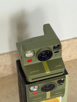 Polaroid Now+