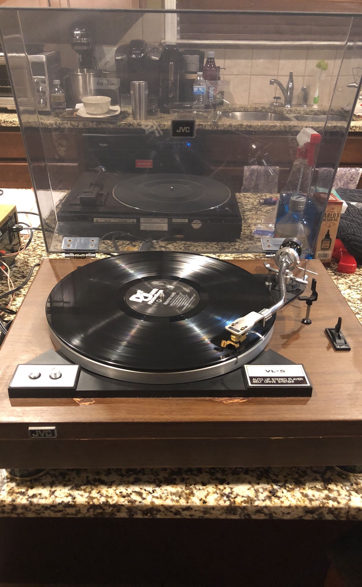 JVC VL-5 turntable,JVC R-S7 reciever and GENESIS 1,speakers