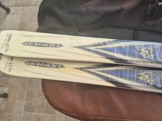 New Old Stock Vintage Rossignol Bandit X Skis with Travel Bag - Made in France - Pristine Condition"
