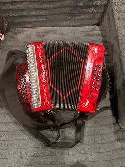 Accordion, tune is in sol