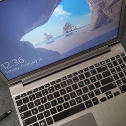 Samsung Series 7 NP700Z5A-S0AUS 15.6" Notebook Computer