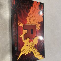 Team Rocket’s Moltres EX Ultra-Premium Collection – Sealed