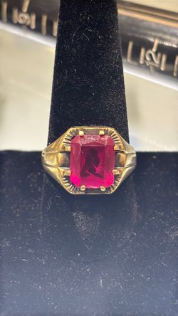 Birthstone ring