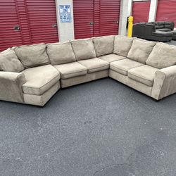 Super comfy, gray sectional couch🔥🔥🔥