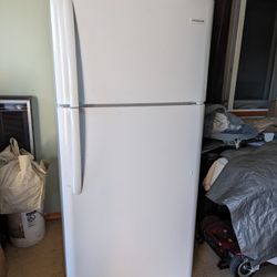 Frigidaire Great Second Refrigerator 