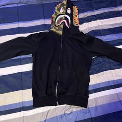 black bape hoodie