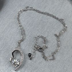 Beautiful moissanite Sterling Silver Pendant Necklace 