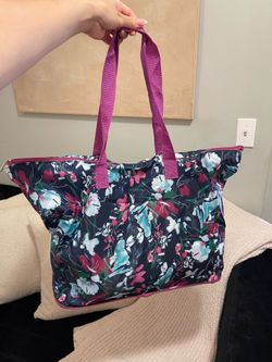 Floral print foldable tote bag / duffle bag / carry on