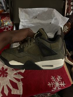 Jordan 4s