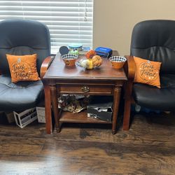 Office Chairs And Table