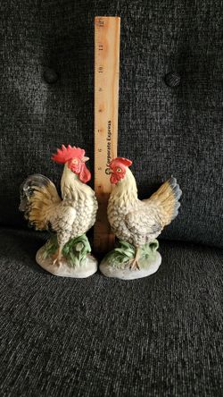 Rooster And Hen Figurine