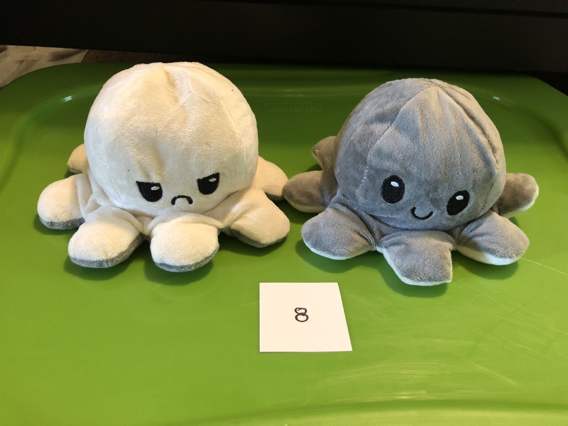 Reversible Emotional Octopus