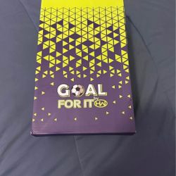 Soccer shoes