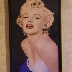Framed Marilyn Monroe 