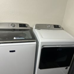 Maytag Washer + Dryer Set 