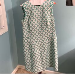Phoebe Couture size 4 Gorgeous teal and white sleeveless dress.