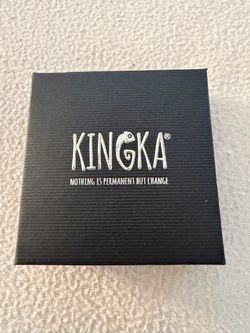 Kingka Wolf’s bite bracelet