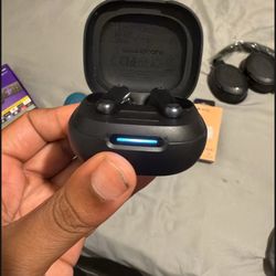 Lot Of Headphones 