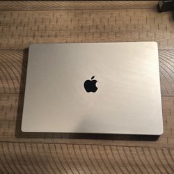 MacBook M2 Pro 16 Inch, 2023