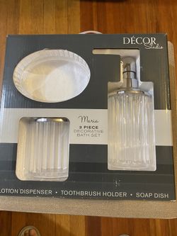 Decor Studio - Maria 3 pc Decorative Bath Set