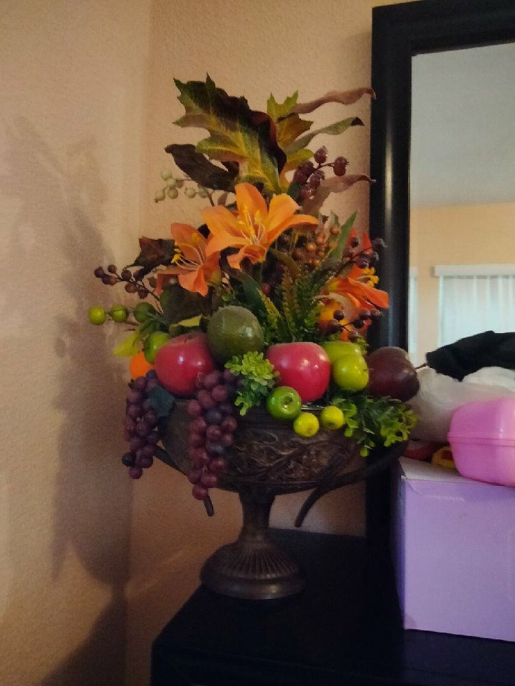 Beautiful Fruit And Flowers Vase