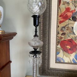 Vintage Table Lamp With Crystals 