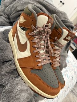 Air Jordan 1 High Gore-Tex Sneakers