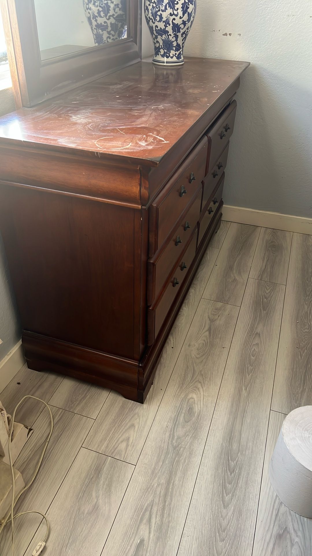 Large Drawer With Mirror Included