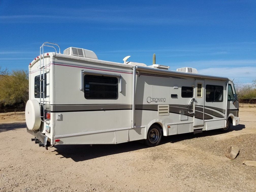 1994 Fleetwood Motorhome 33 foot