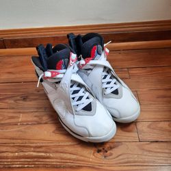 Retro Jordan 8's (Size11.5)