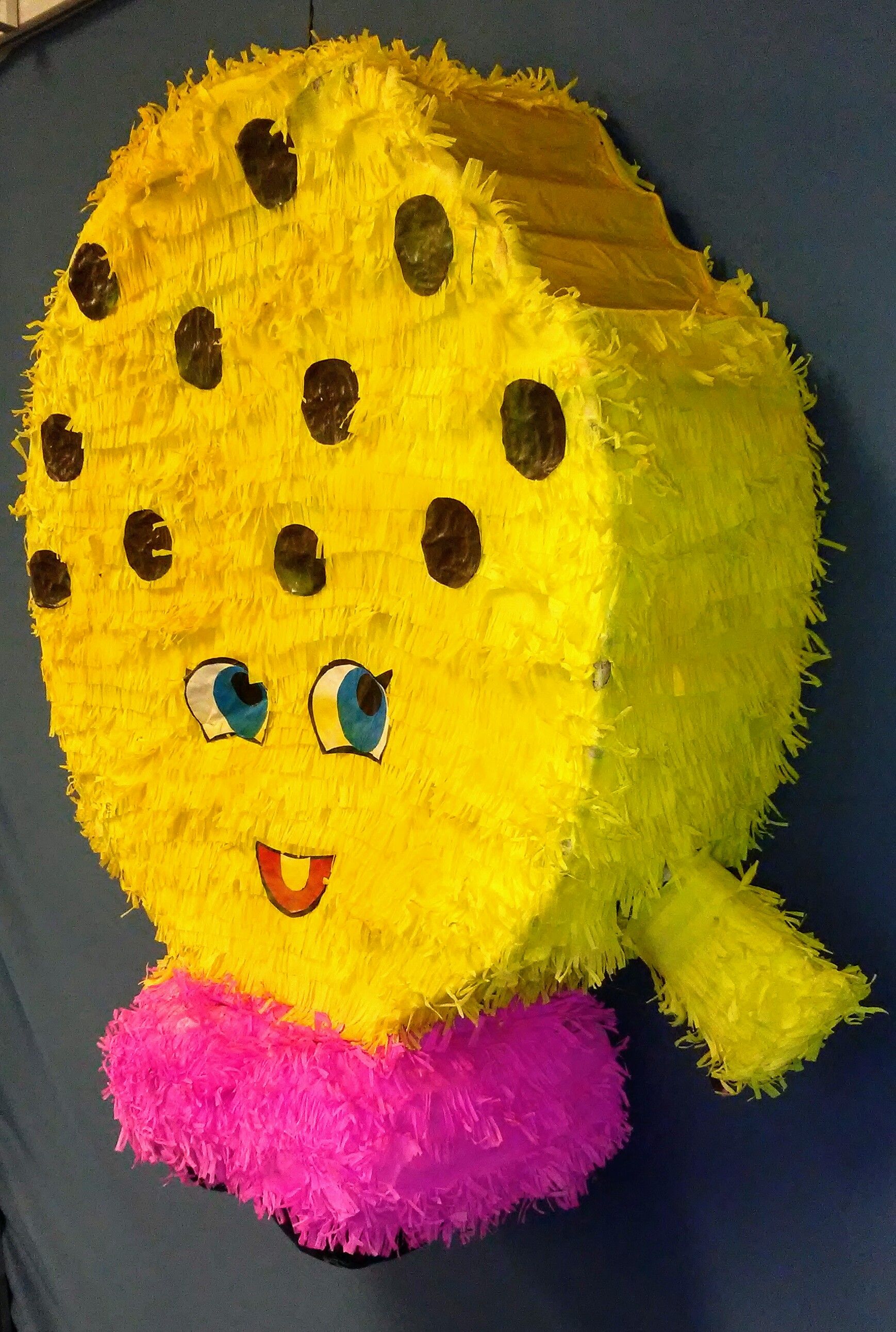 Shopkins piñatas
