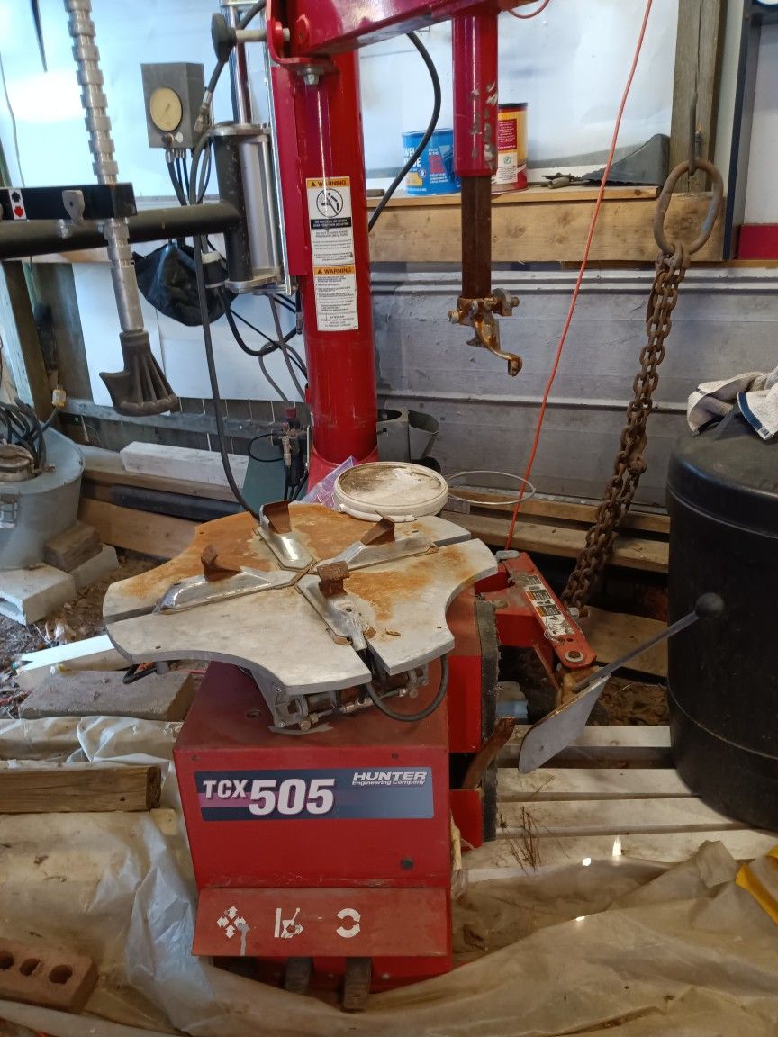 Hunter TCX 505 Tire Changer