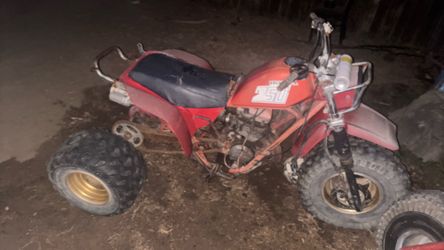 Honda 3 wheeler 250 2 stroke