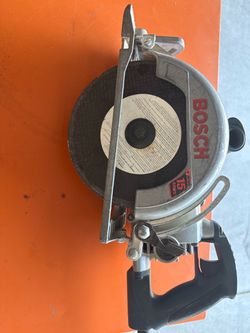 Bosch 1677M 7-1/4” Worm Drive Circular Saw – 15 Amp