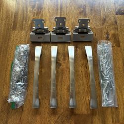 Kitchen Cabinet Handles and Hinges
