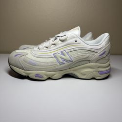 New Balance 100 ‘Sea Salt Lilac’ GS NEW Size 7y/8.5w