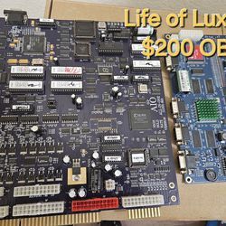 Life Of Luxury Game Board